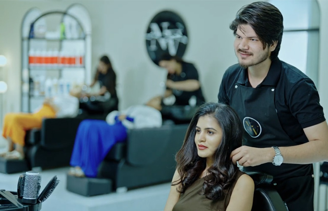 Beauty Salon for Women's Texture Services